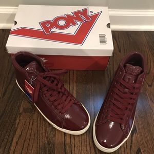 brand new, topstar hi pebbled patent sneaker!!